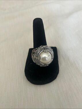 Silver Pearl Statement Ring - Elegant Women's Jewelry